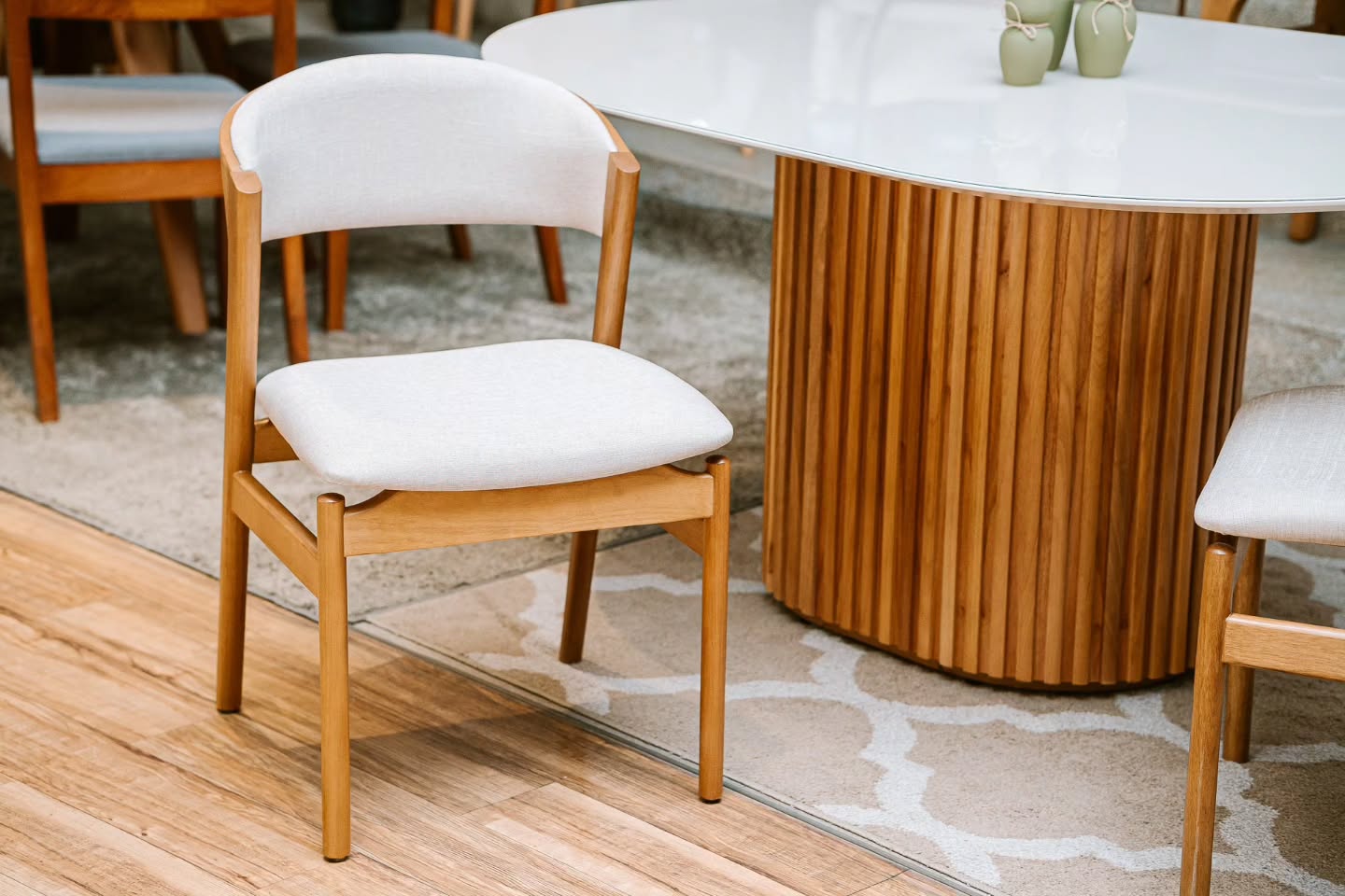 Cadeira Adelle Madeira