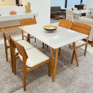 Conjunto Mesa Bella + Cadeira Annie