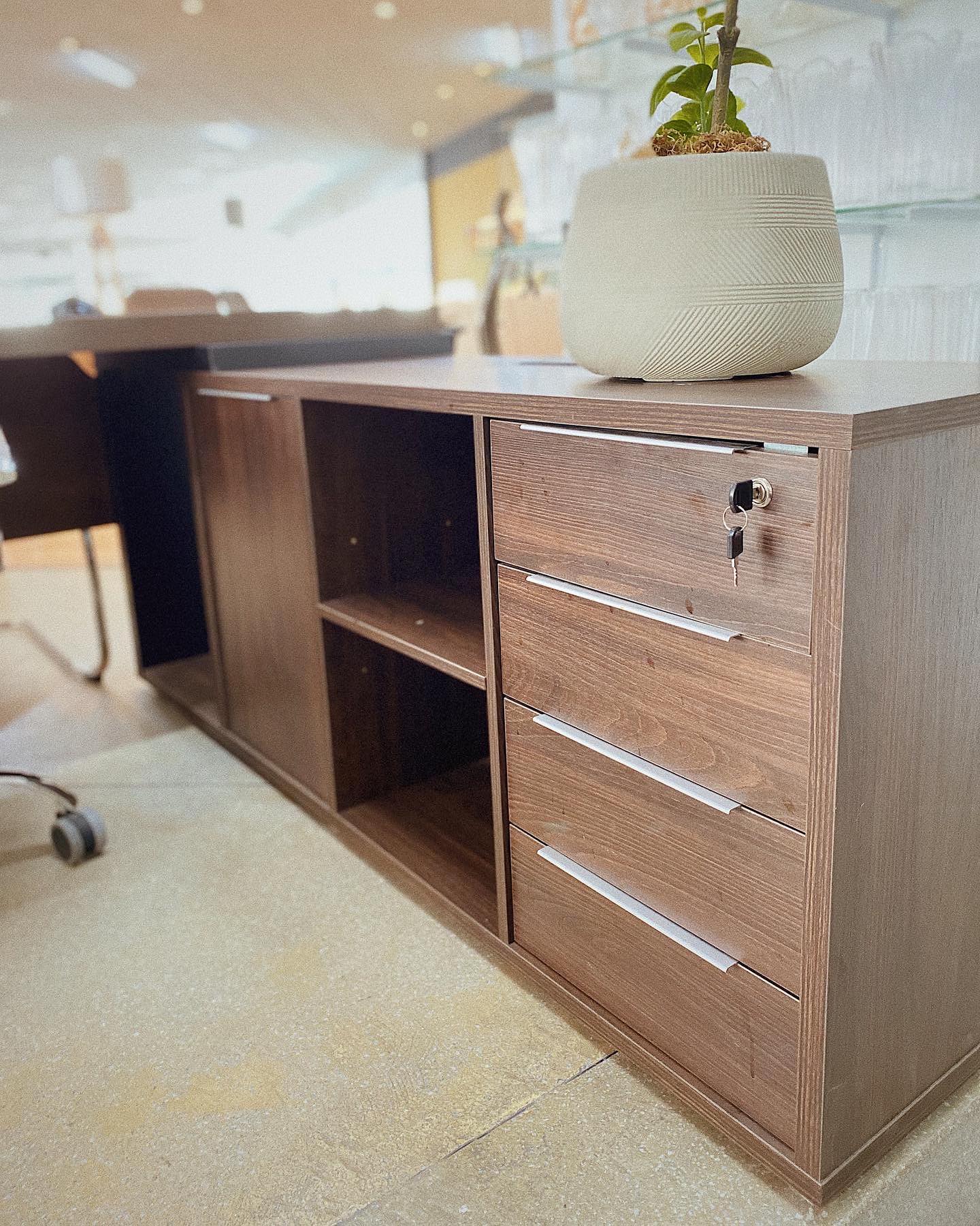 Mesa Presidente Business - Imagem 3